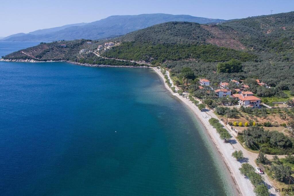 Zephyr Guest House Lefokastro Dış mekan fotoğraf